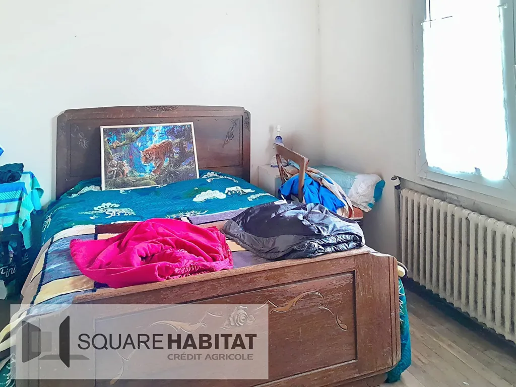 Chambres - Maison avec locataire en place à Plounevez-Quintin