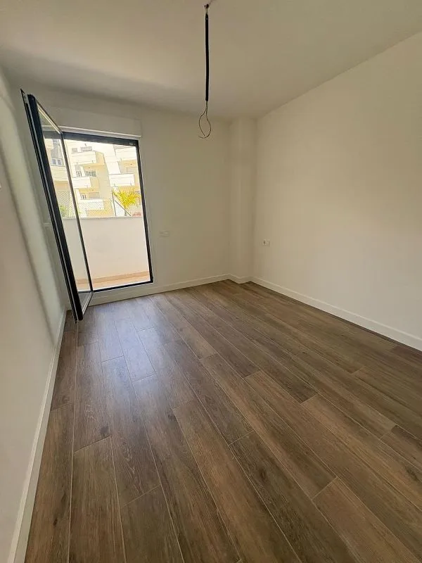 Pièces - Apartment with Pool on Avenida Arrigo Boito