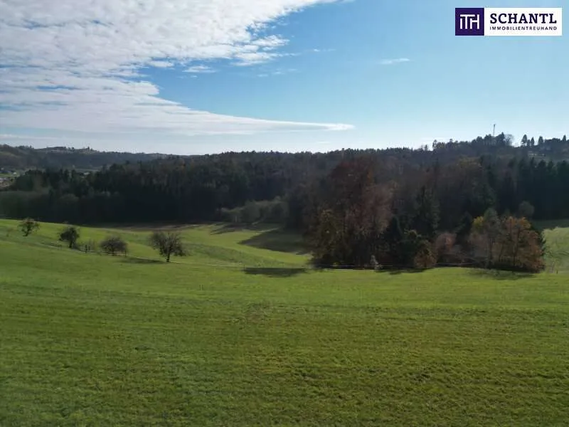 Aed - Sunny Plot with Panoramic Views near Lannach