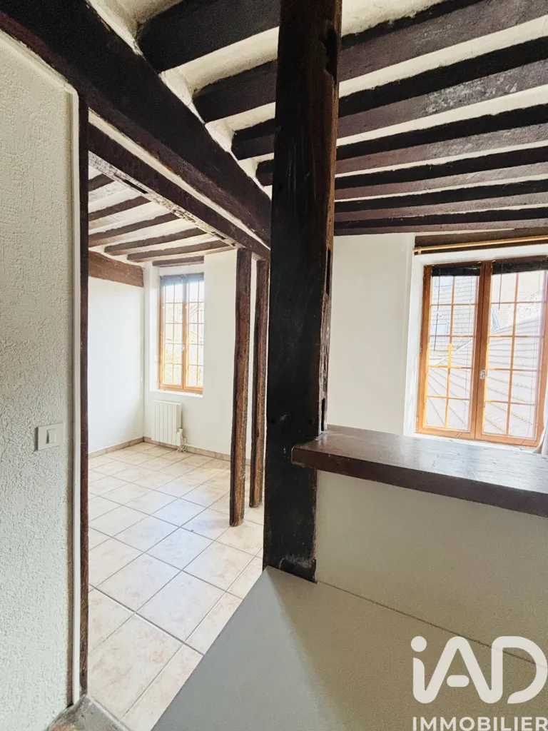 Toad - 3-Piece Apartment in Compiègne Centre