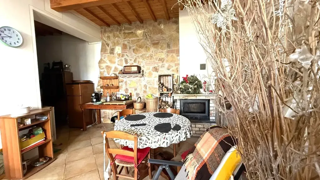 Söögituba - Rustic Property with Panoramic Views in Santa Luce