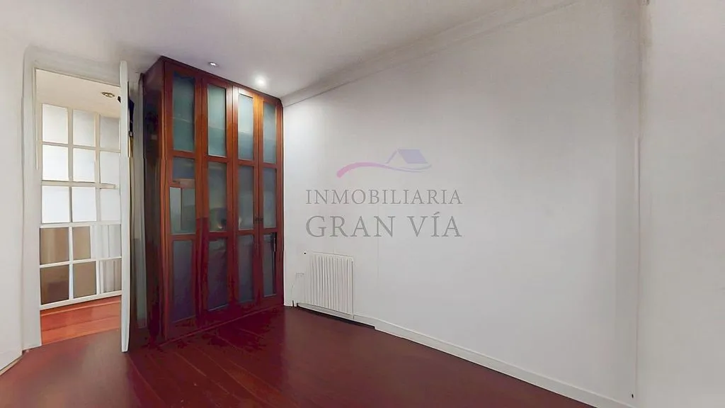 hallway_entrance