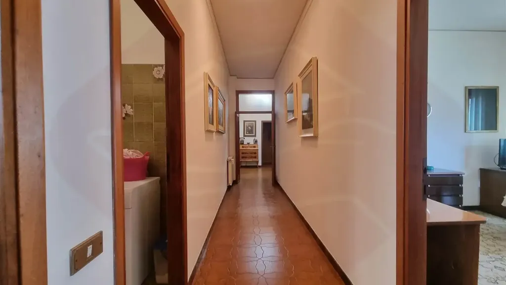 Esik - Apartment with Terrace near Empoli Stadium