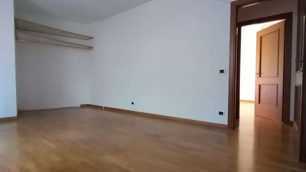 Toad - Spacious Apartment in Historic Osimo