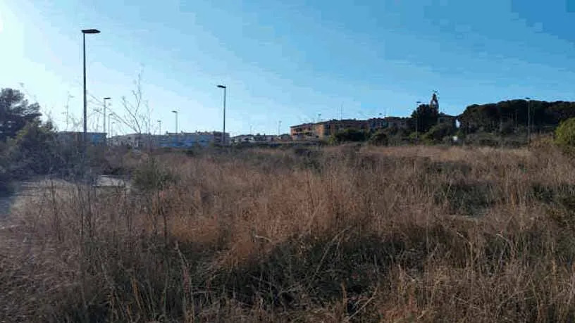 Aed - Land with Development Potential in Creixell