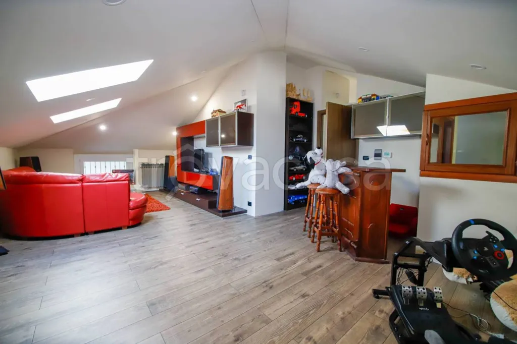 Pièces - Modern Villa with Private Garden in Lombardore