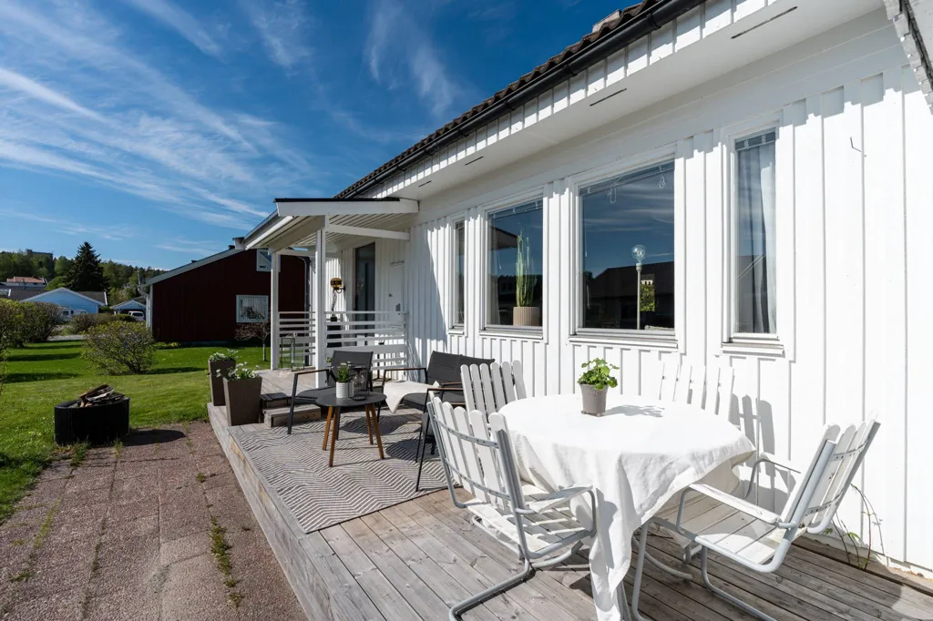 Terrass - 6-toaline maja asukohas Örnsköldsviks kommun