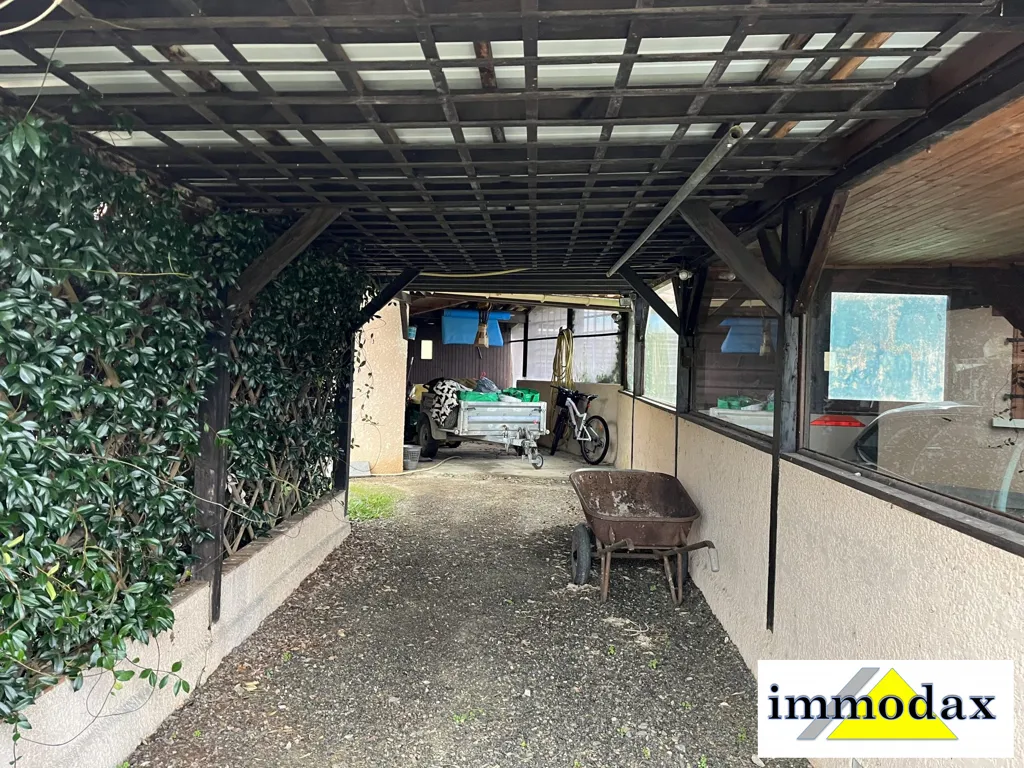 Extérieur - Maison Traditionnelle avec Piscine à Mimbaste