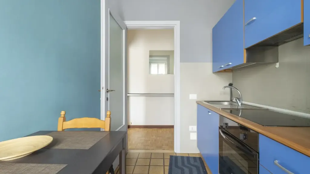 Köök - Rearfacing Apartment with Balcony in Borgosesia