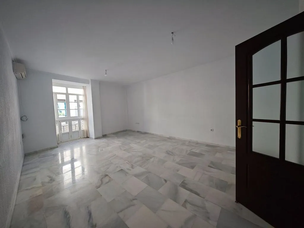 Rooms - Apartment with Balcony in Urban Centre, Chiclana