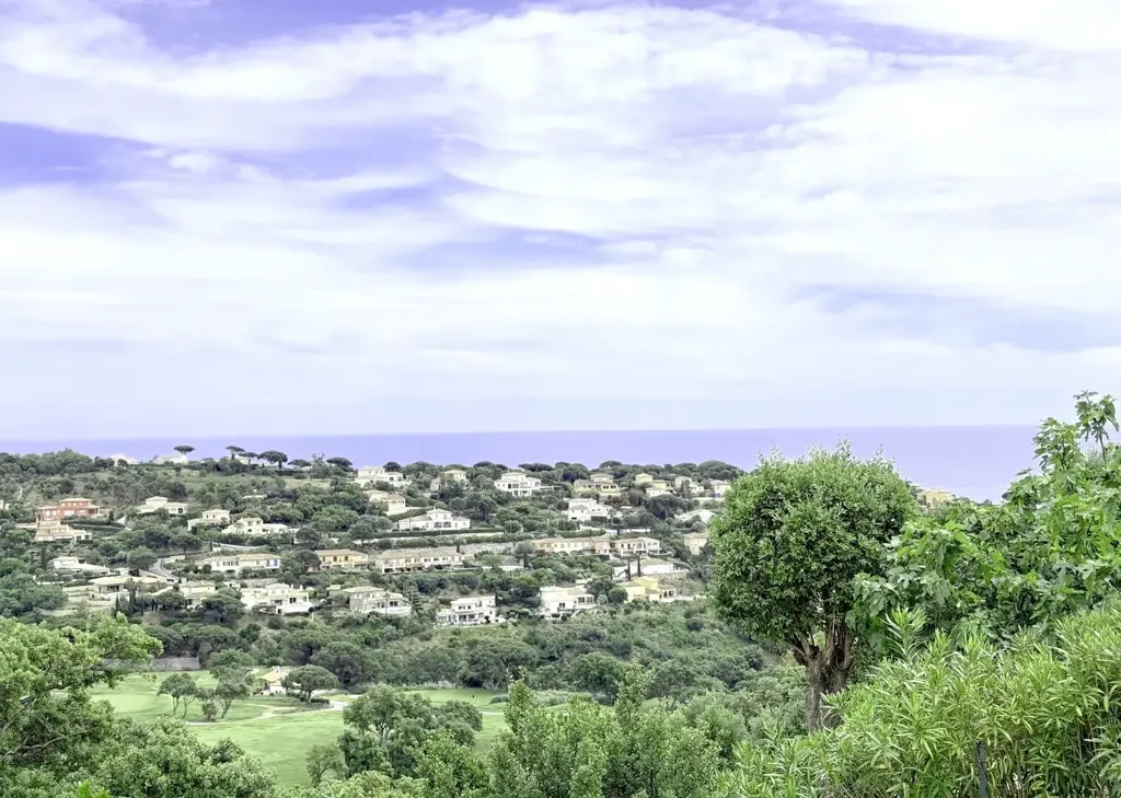 Jardin - Villa Contemporaine avec Piscine Vue Mer