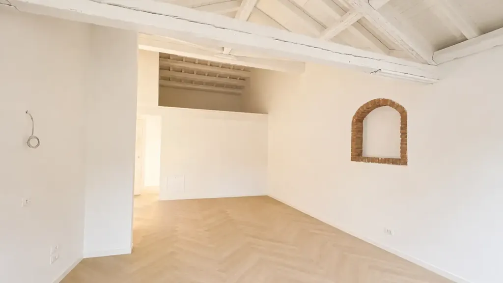 Toad - Modern Studio with Soffit in Vicenza