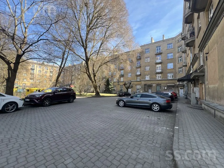 Jardin - Spacious Two-Bedroom Flat in Liepāja Centre