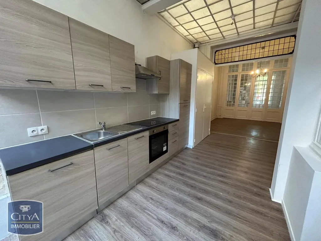 Köök - 2-Bedroom Apartment with Patio in Lille