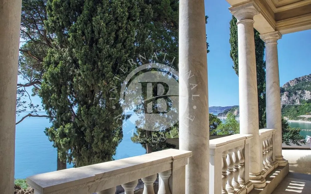 Terrass - Historic Villa with Private Beach in Alassio