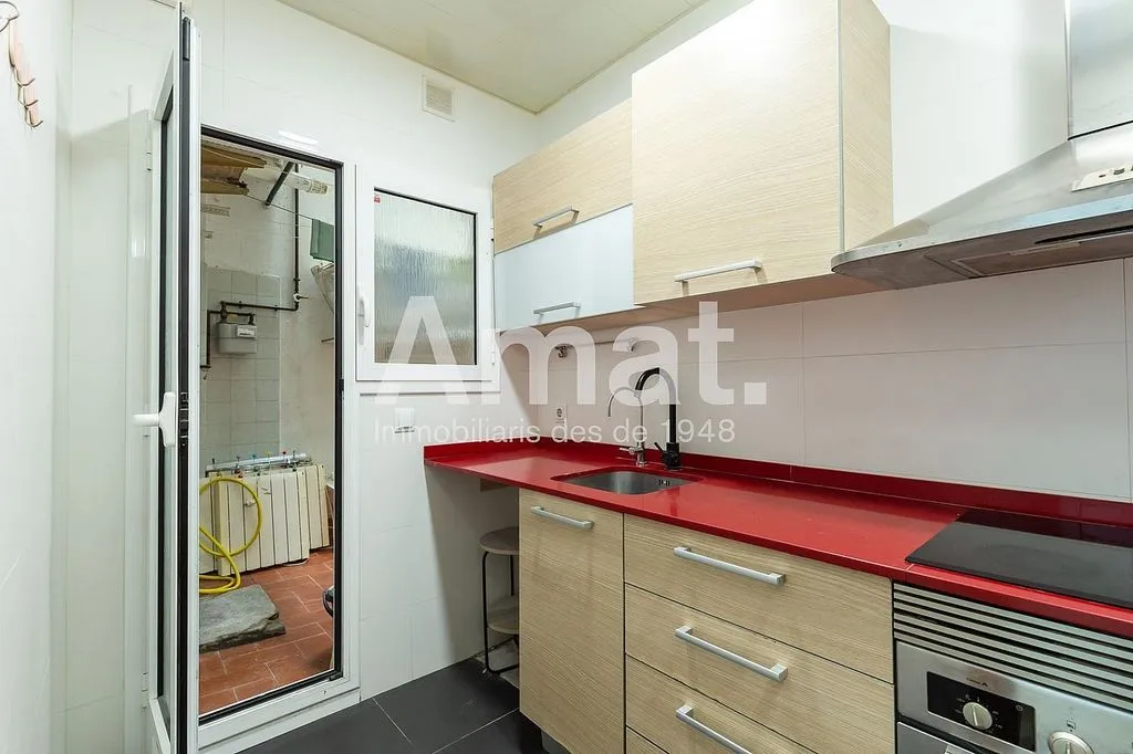 Cuisine - Apartment with Air Conditioning in Esplugues de Llobregat