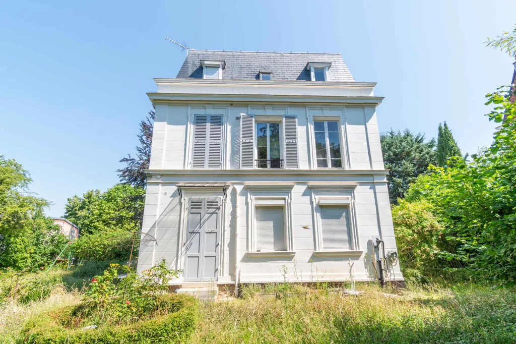 Esterno - Historic House with Garden in Montmorency Centre