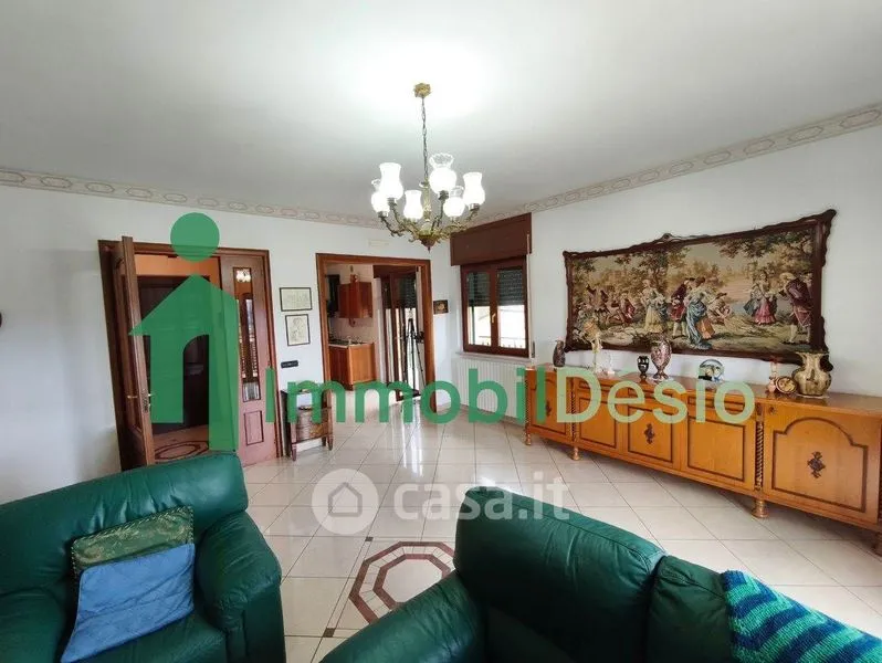 Elutuba - Apartment with Balcony and Garden in Picerno