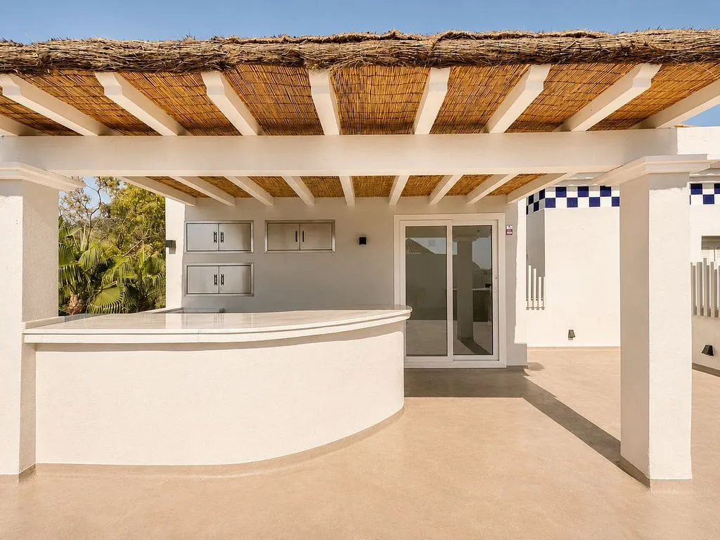 Terrazza - Duplex with Sea View and Pool in Estepona