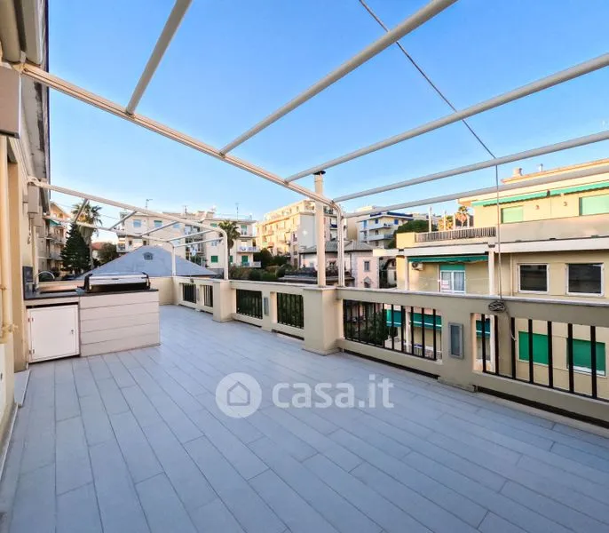 Terrasse - Luxury Penthouse with Sea View in Genoa