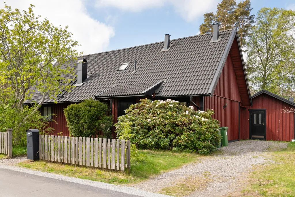 Extérieur - Villa with Train Access in Västerhaninge