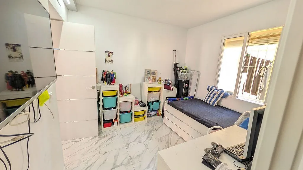 Chambres - 3-Bedroom Flat with Terrace in La Unión