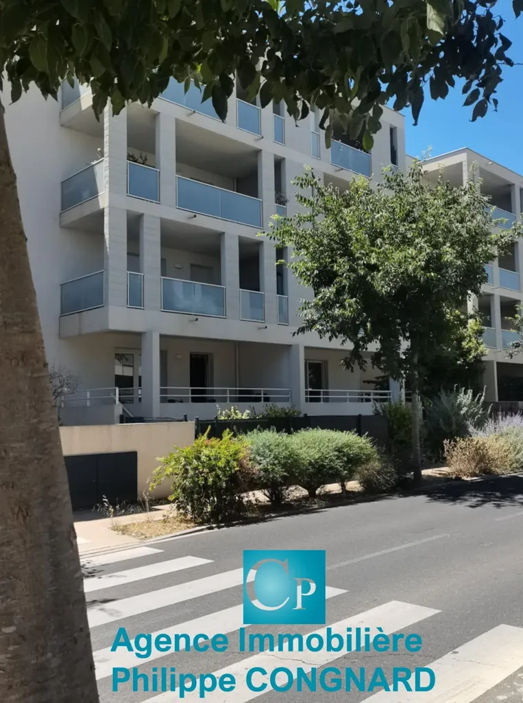 Välivaade - Recent Apartment with Terrace near Serignan