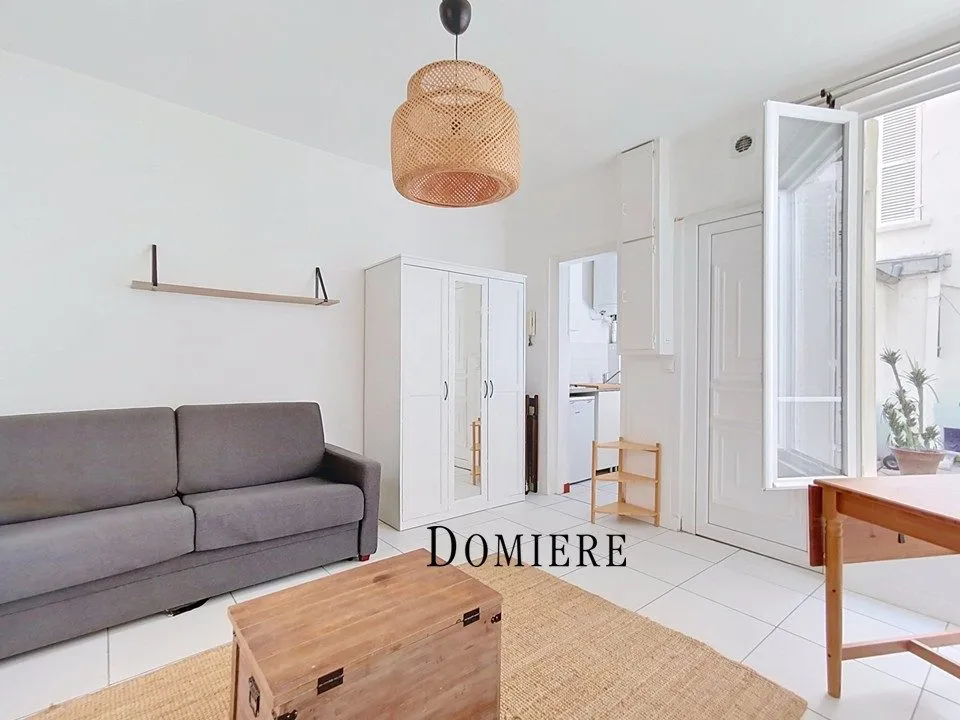 Elutuba - Charming Studio with Courtyard Views in Paris 18ème