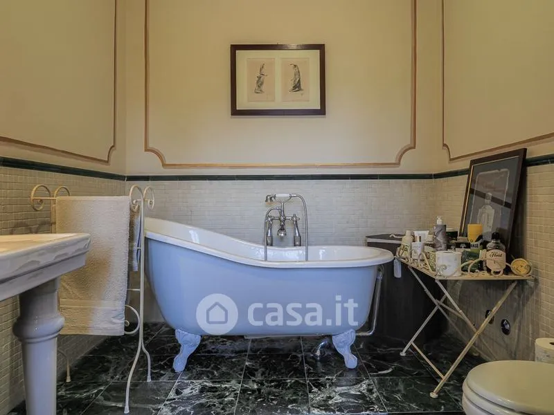 Vannitoad - Attico with Balcony in Sarzana