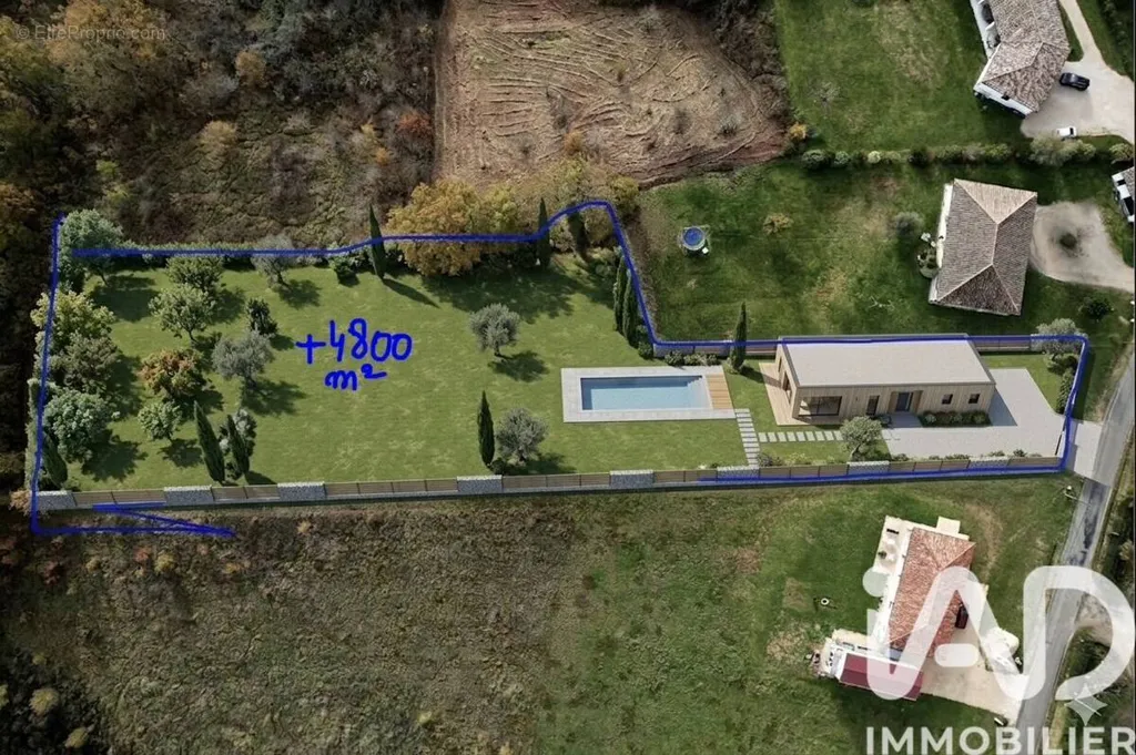 Õhuvaade - Constructible Plot with Garden in Puycornet