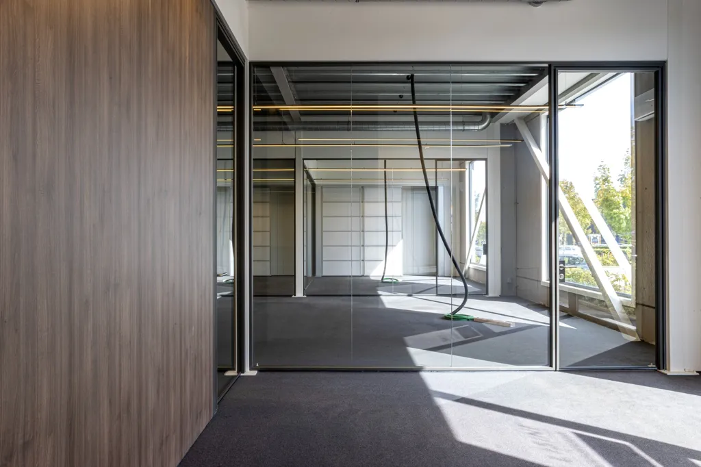 Bureau - Magasin Fonctionnel dans le Parc d'Affaires Evolis à Harelbeke