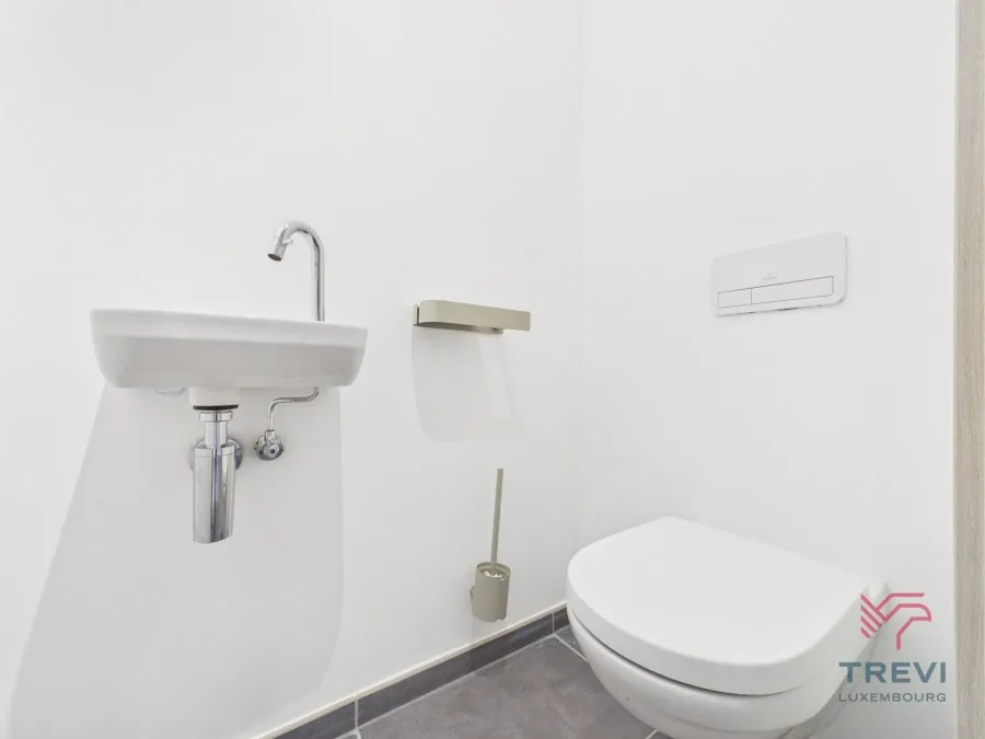 Salles de bain - Studio Neuf avec Jardin à Arlon