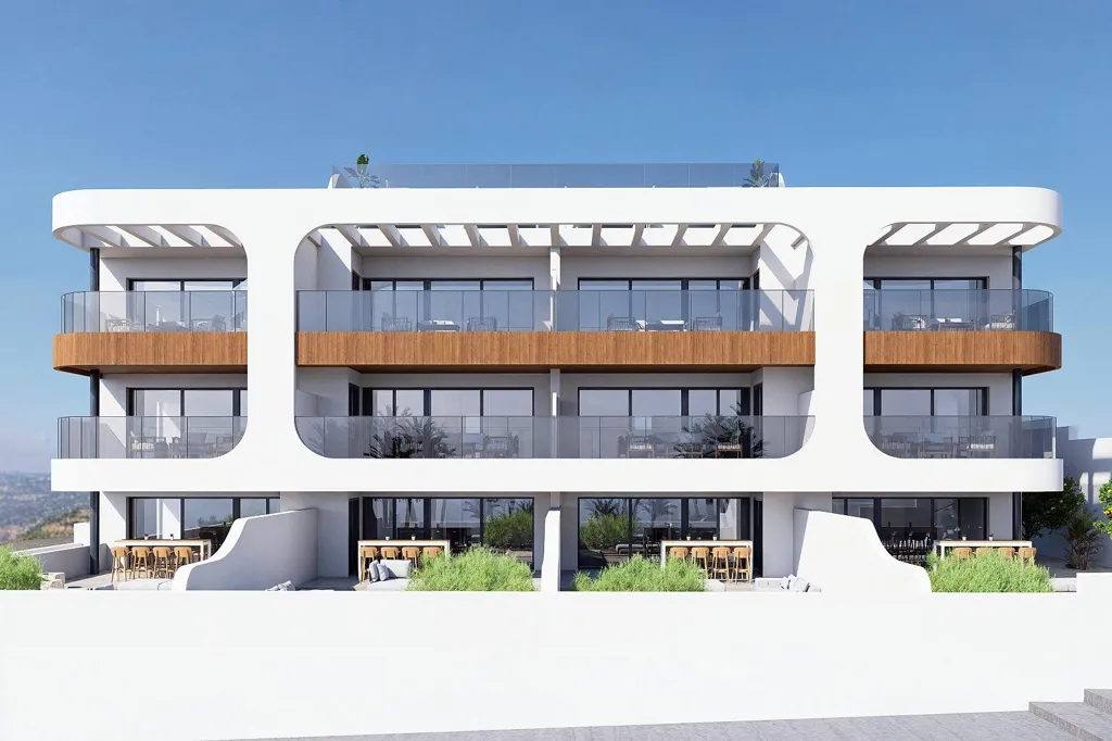 3-Bedroom Apartment with Rooftop Pool in Benijófar
