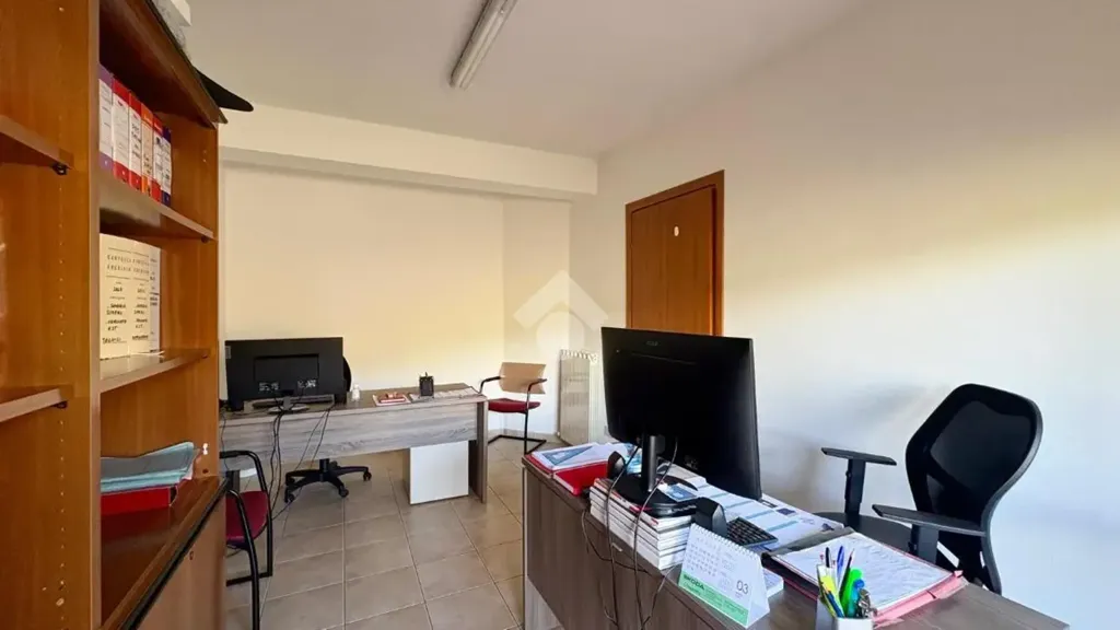 Bureau - Flat with Terrace in Arcavacata