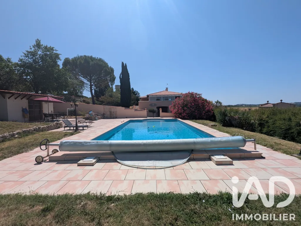 Bassein - Architectural House with Pool in Aussac