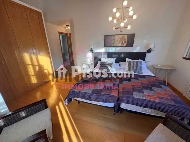 Bedrooms - Apartment with Balconies in L'Aldosa