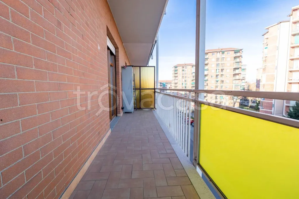 Balcon - Appartement 3 pièces à Torino