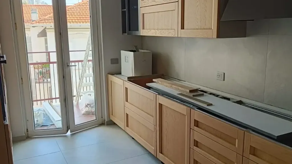 Köök - Fully Furnished Apartment with Balconies in Como