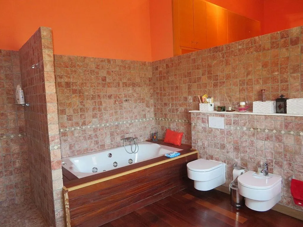 Vannitoad - Rustic Chalet with Pool in Poblets