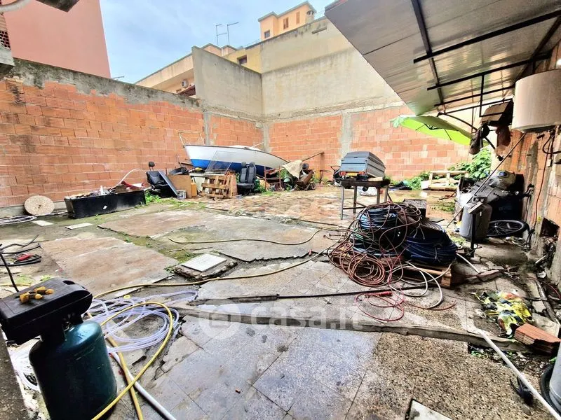 Aed - Independent Building with Central Location in Quartu Sant'Elena