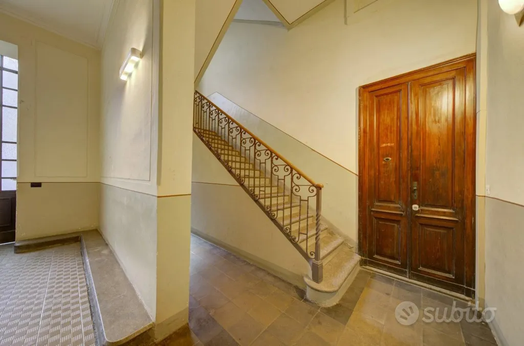Entrée - Design Flat with Balcony in Turin