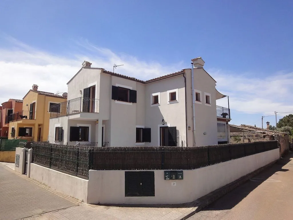 Exterior - Chalet with Pool and Terrace in Algaida