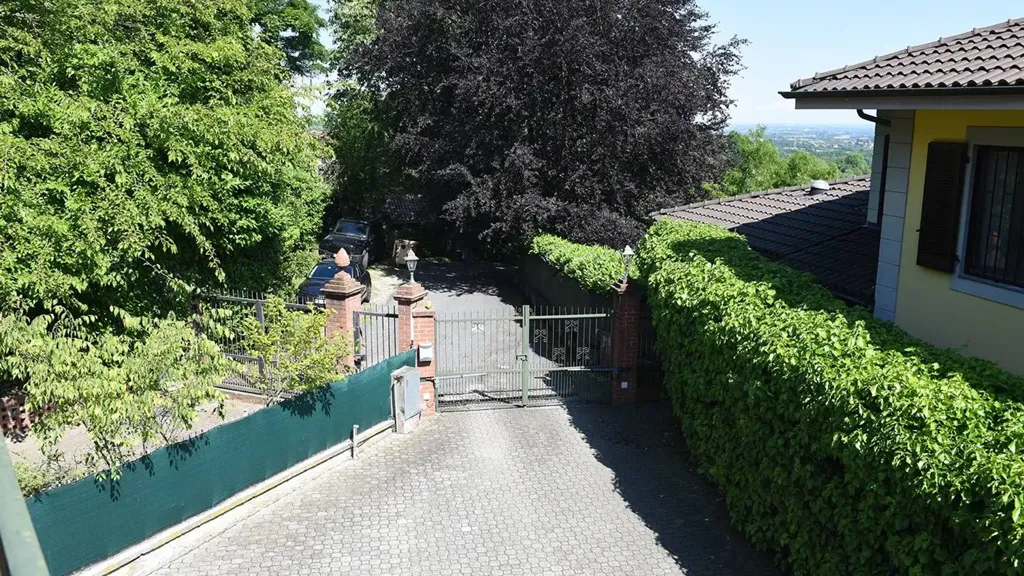Välivaade - Historic Villa with Private Garden in Moncalieri