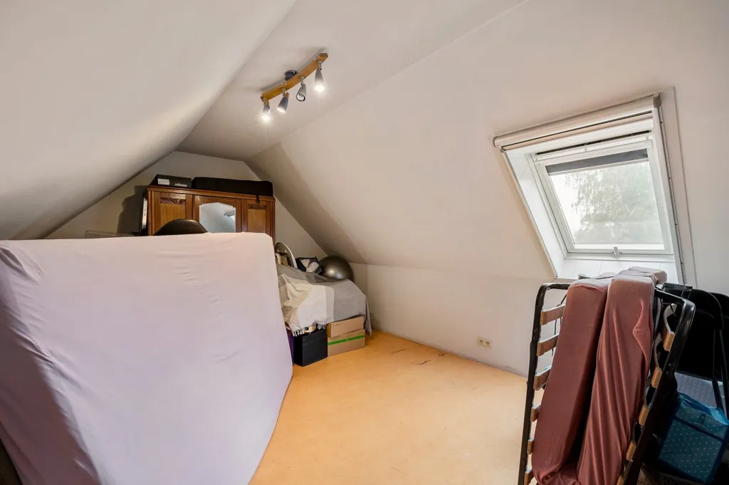 Chambres - Bâtiment Semi-ouvert Rénové avec Piscine à Berlaar