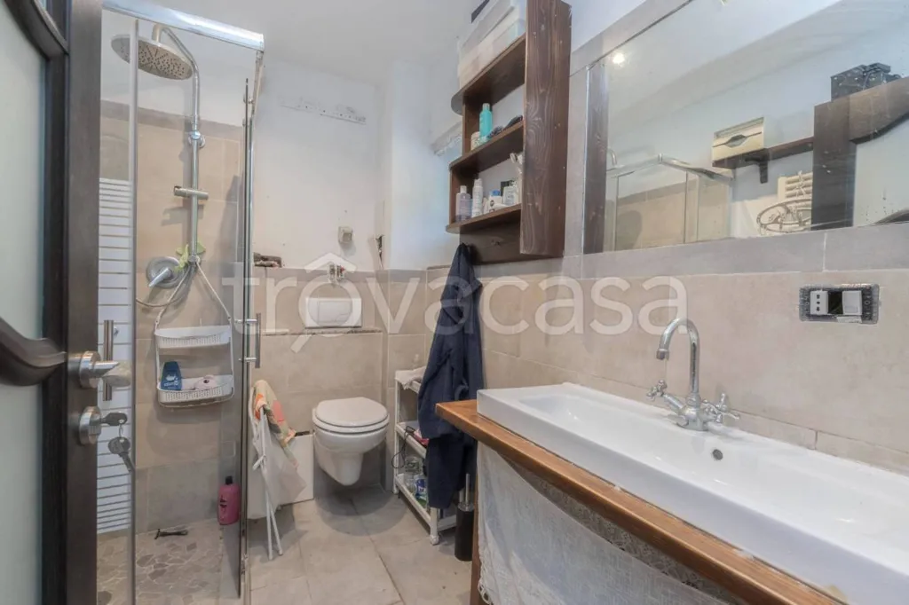 Salles de bain - Villa with Pools and Garden in Mazzè