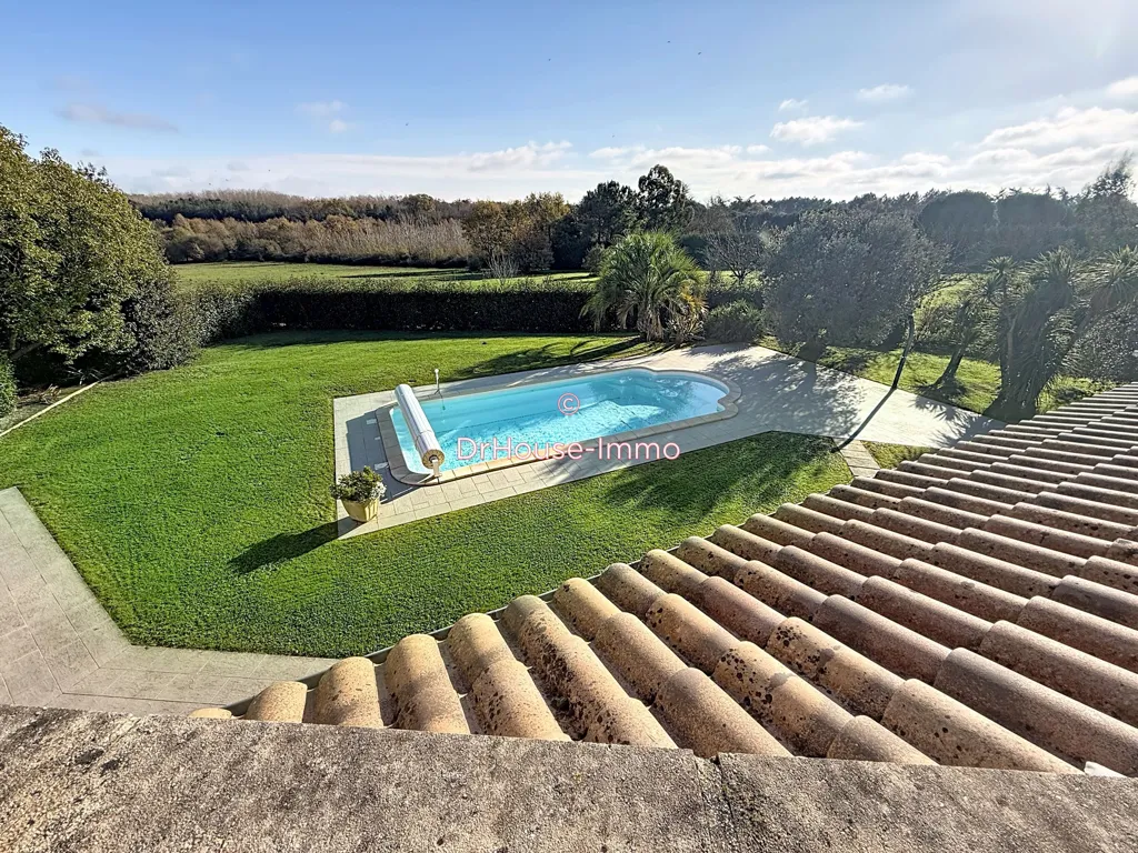 Vue aérienne - Villa d'Architecte avec Piscine au Cœur du Lot-et-Garonne
