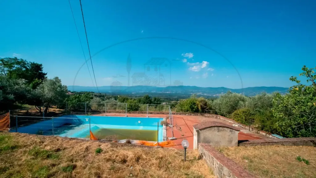 Bassein - Rustic Complex with Pool in Reggello