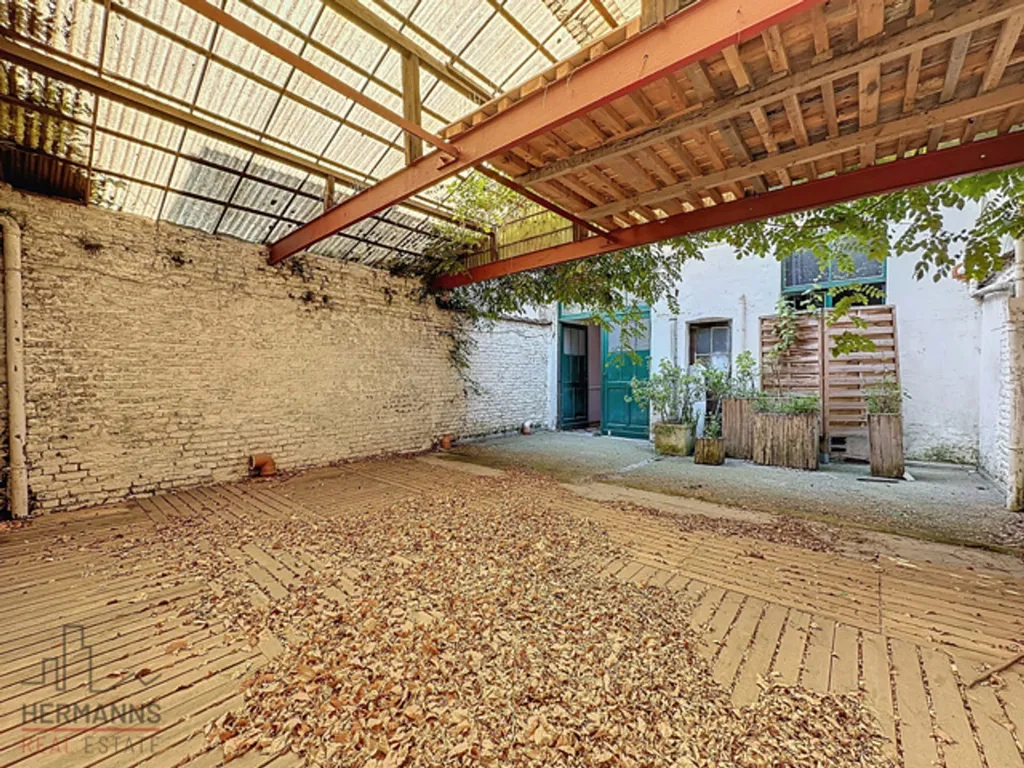 courtyard