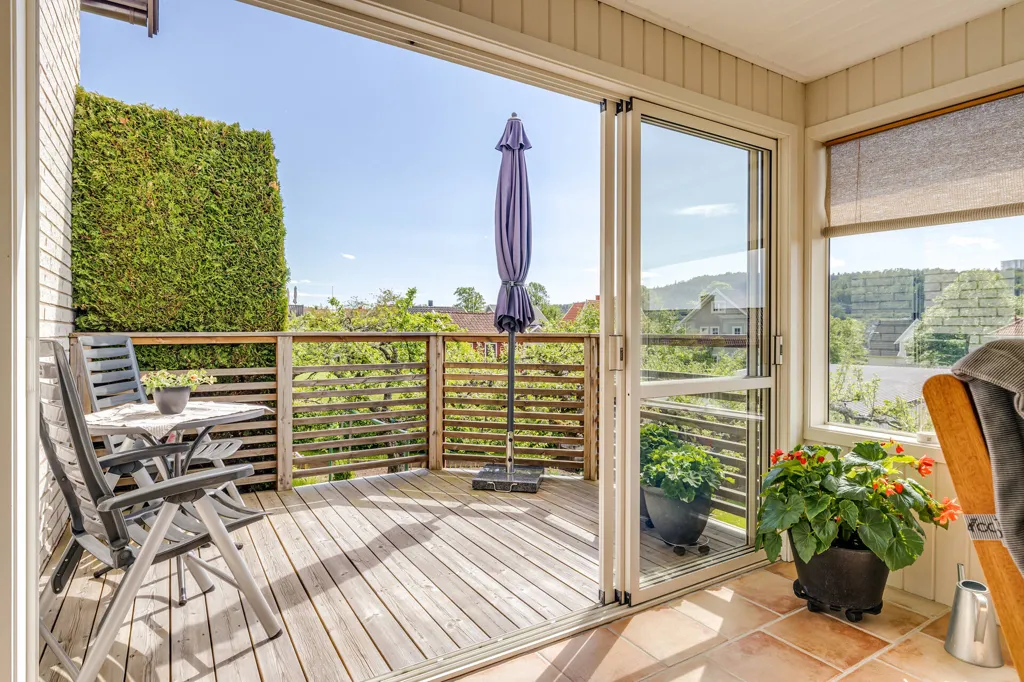 Balcon - Charming 1911 Villa with Garden in Jönköping