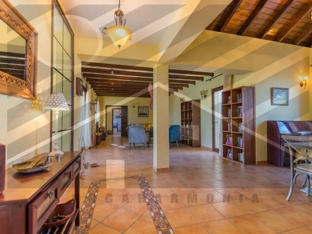 Söögituba - Luxury Villa with Dual Pools in Lajares